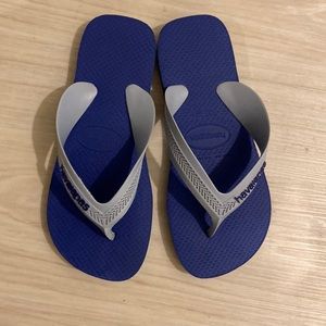 Boys Havaianas Royal blue and gray flip flops